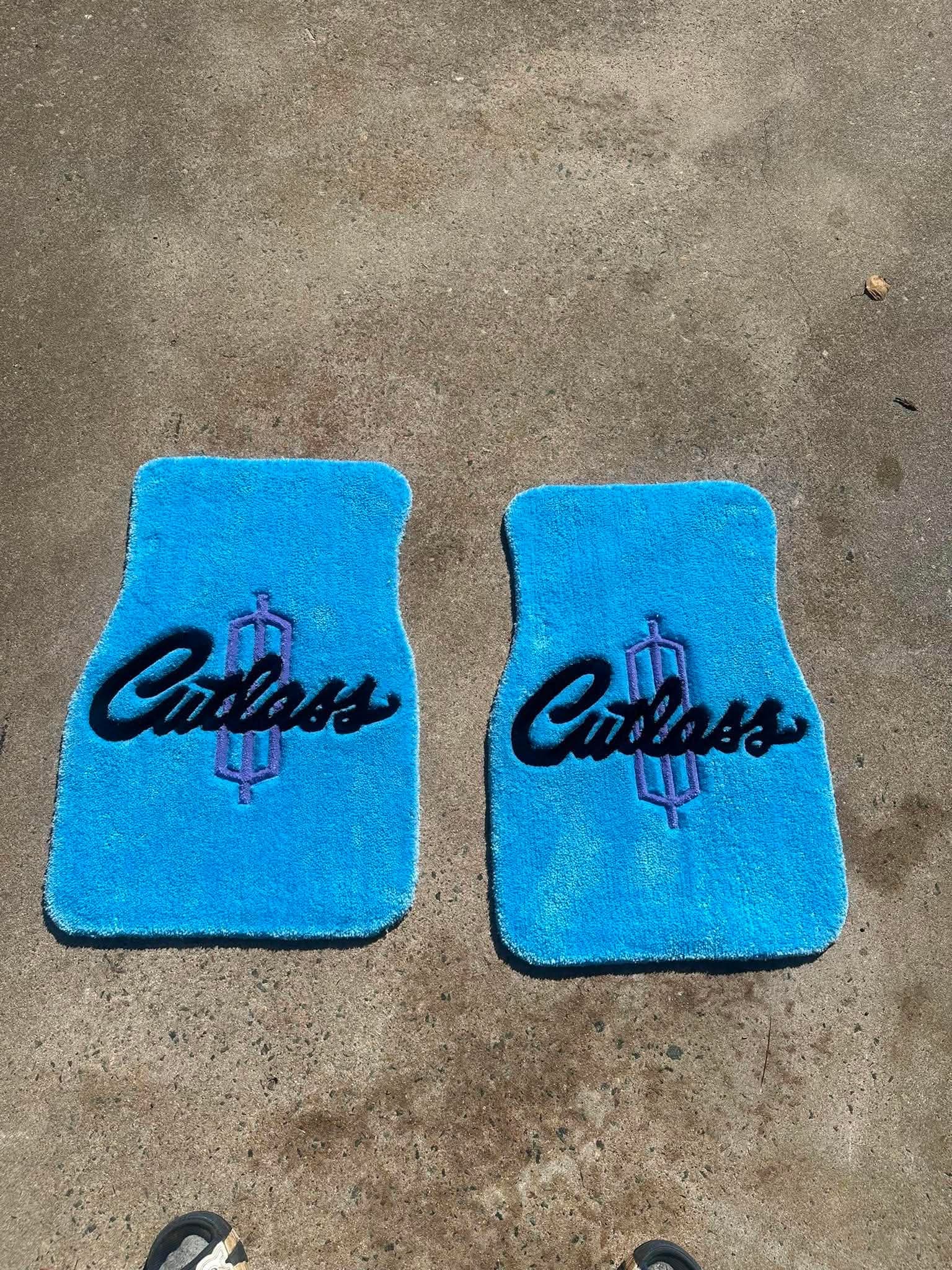 Custom tufted rug by Stubbs' Rugz